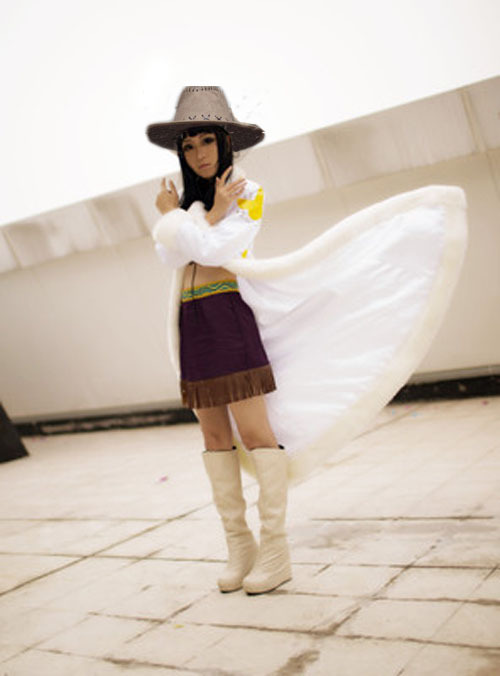 Anime Cosplay Nico Robin - Costume cosplay Nico Robin con cappello